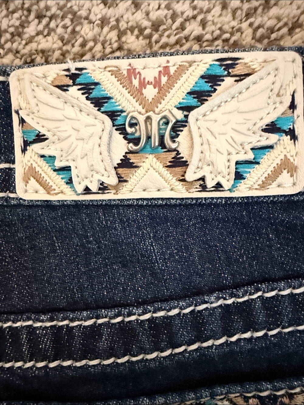 NWT Miss Me mid rise boot jeans w cntrst stitch/high design pockets retail $118 - Picture 14 of 14